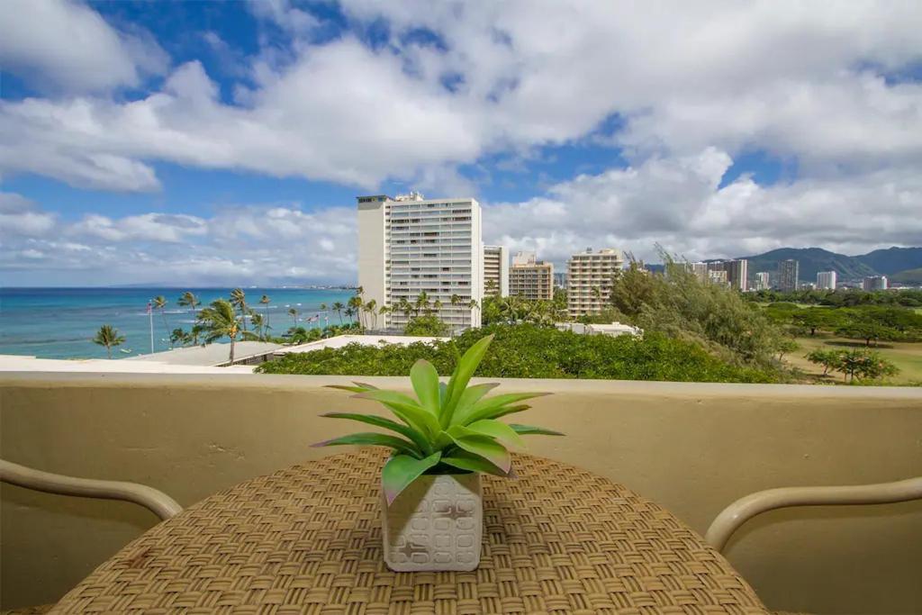 Diamond Head Beach Hotel Honolulu Ngoại thất bức ảnh